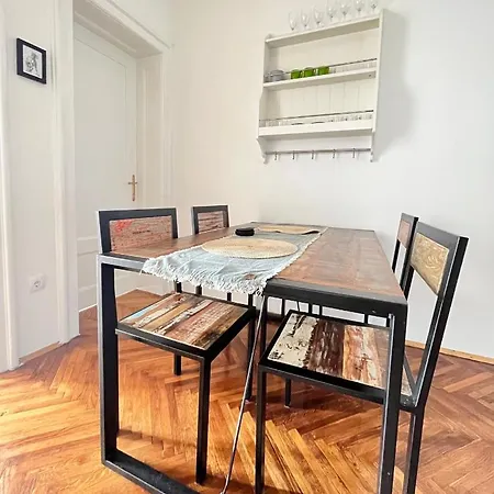 Enjoy Kalenic Apartment Belgrade